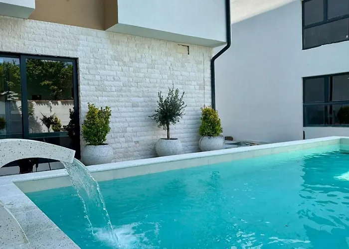 شقة Lena Pool - 6